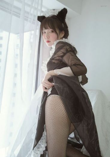 免费女人18毛片a级毛片_BD高清完整电影